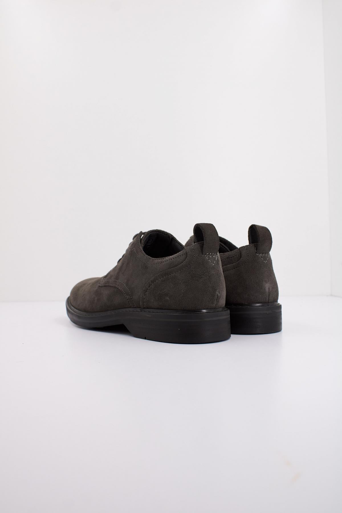 CLARKS ALDWIN LACE SDE en color GRIS (4)