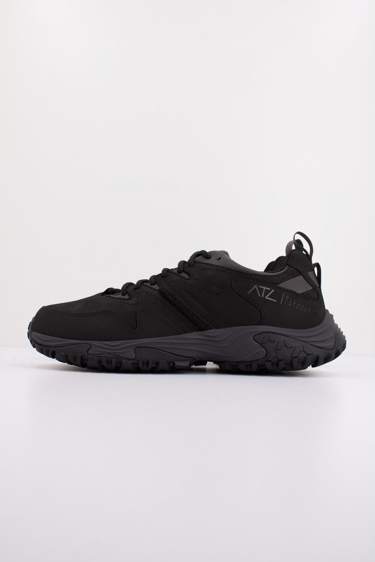 CLARKS ATL WALK GO en color NEGRO (1)