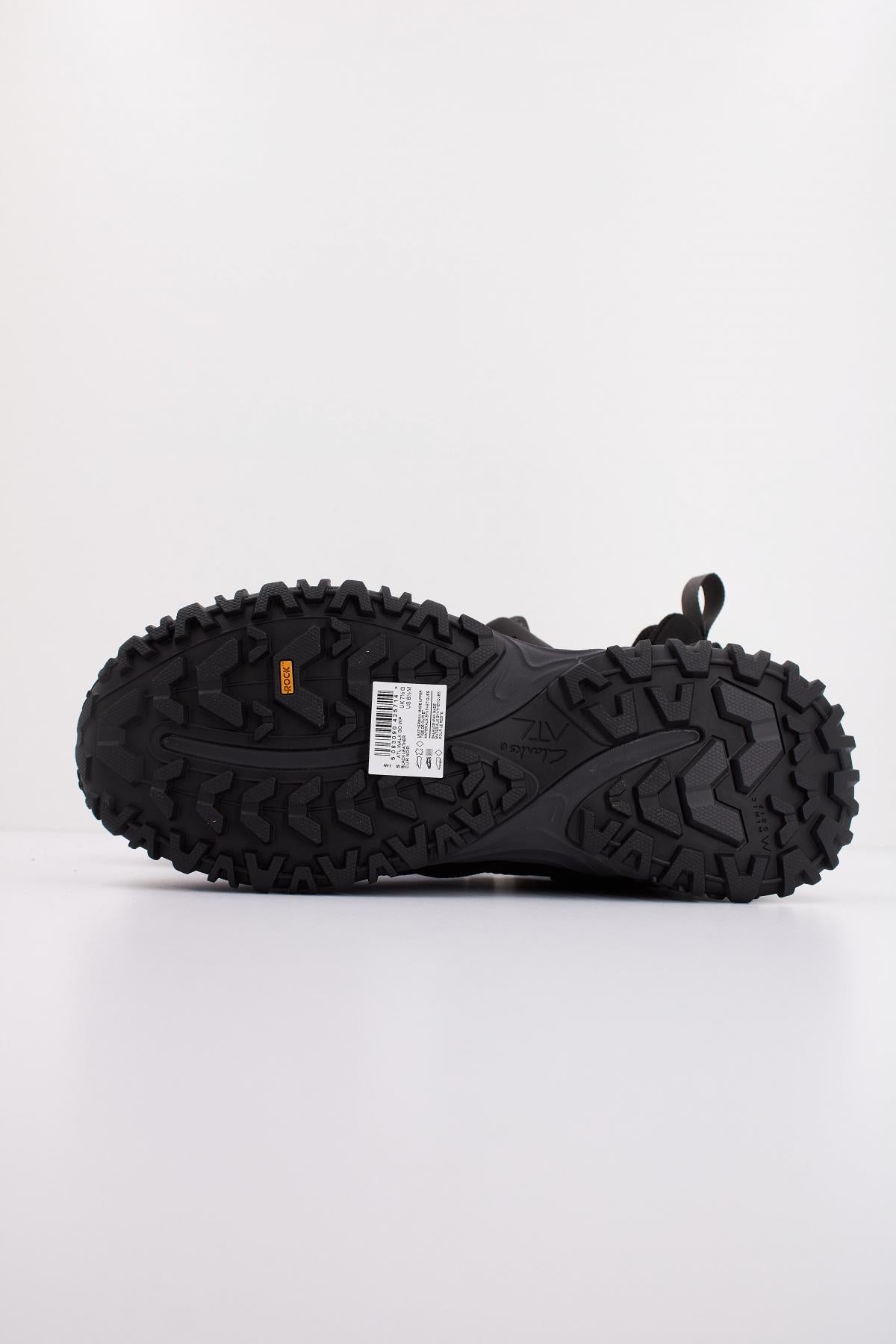 CLARKS ATL WALK GO en color NEGRO (5)