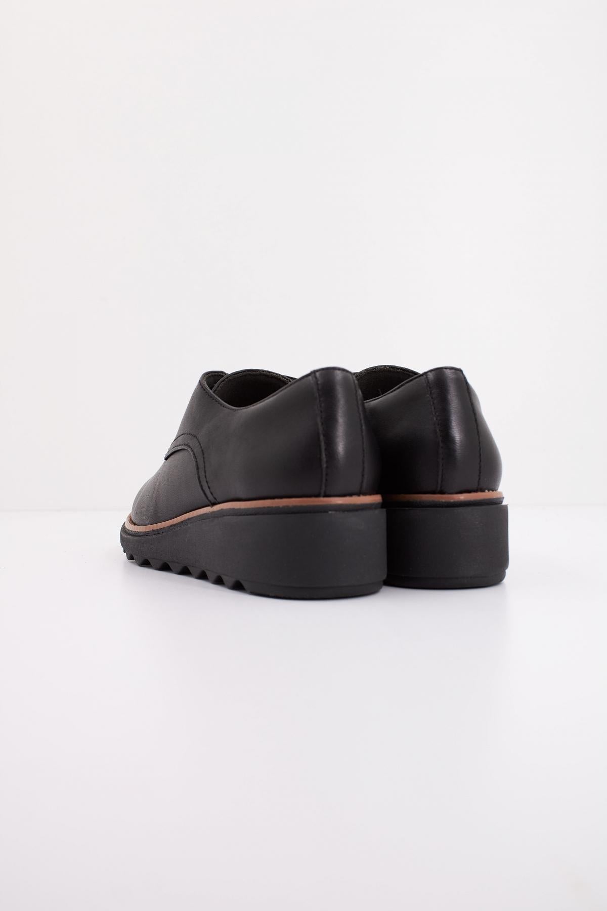 CLARKS SHARON RAE en color NEGRO (4)