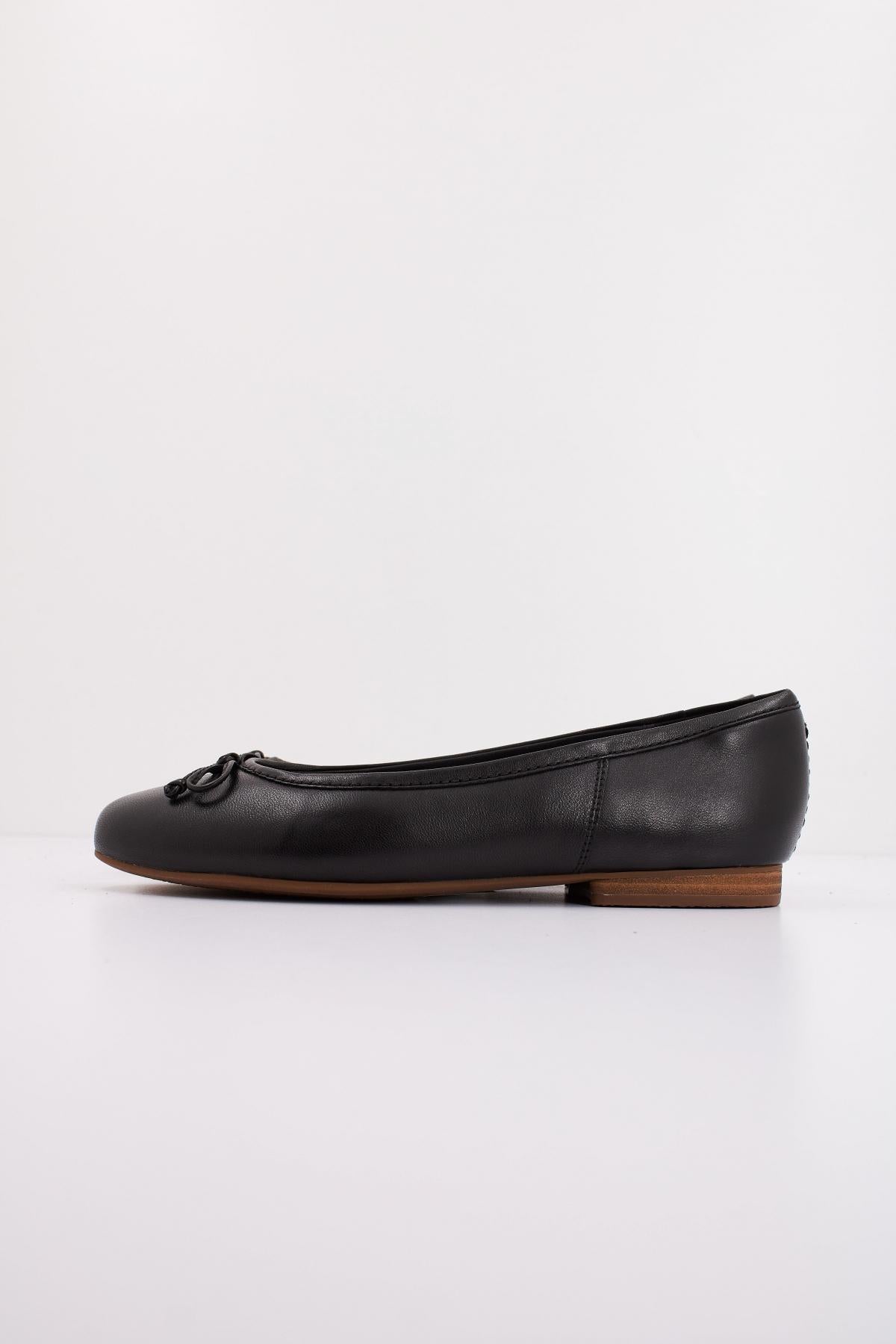 CLARKS FAWNA LILY LEATHER en color NEGRO (1)