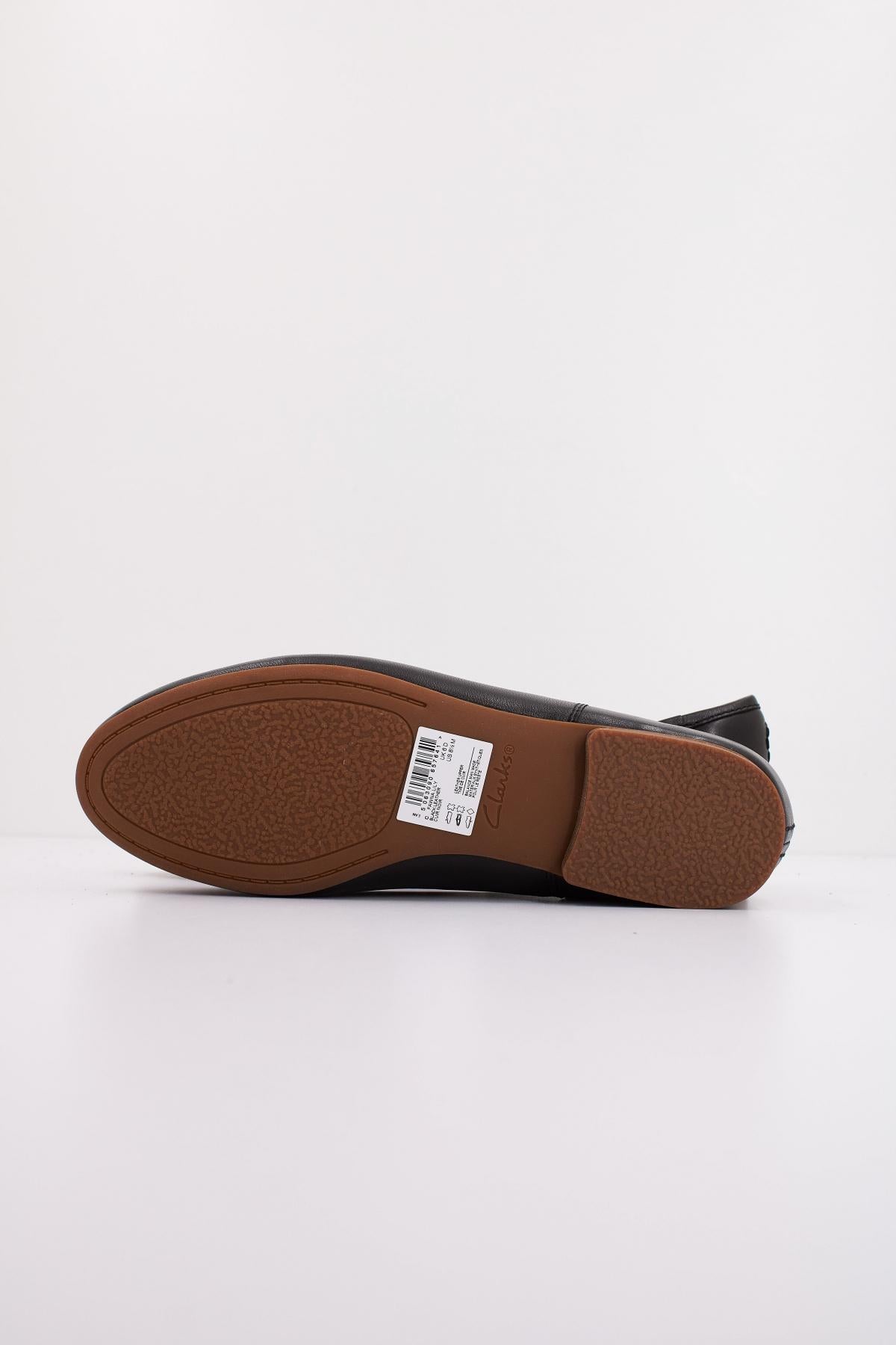 CLARKS FAWNA LILY LEATHER en color NEGRO (5)