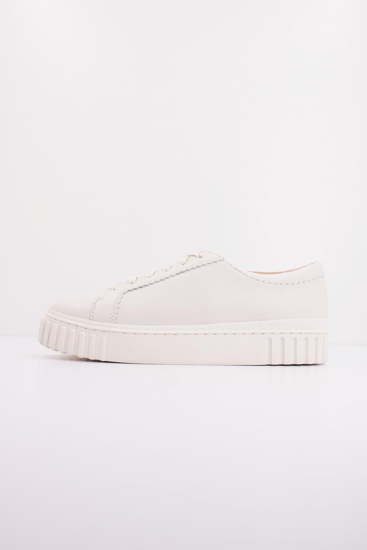 CLARKS MAYHILL WALK en color BLANCO (1)
