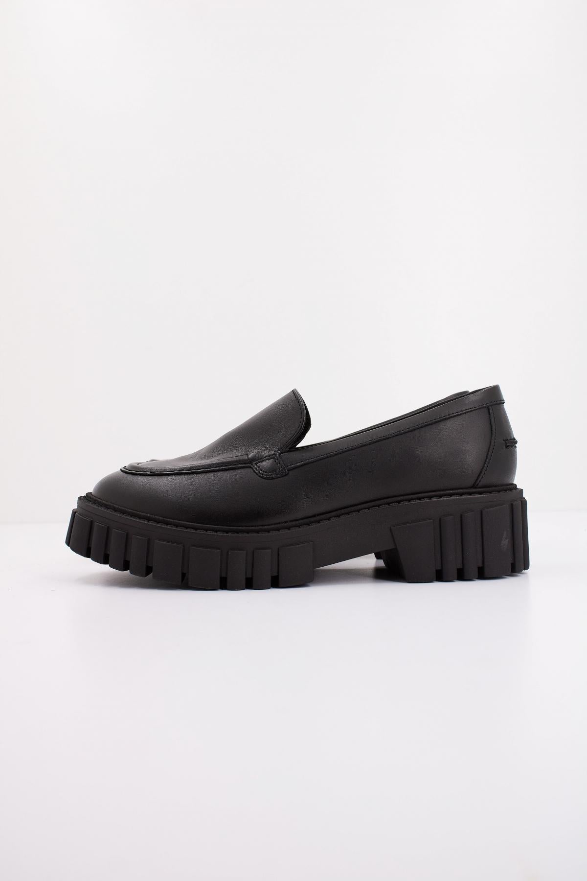 CLARKS PAGE LOAFER LEATHER en color NEGRO (1)