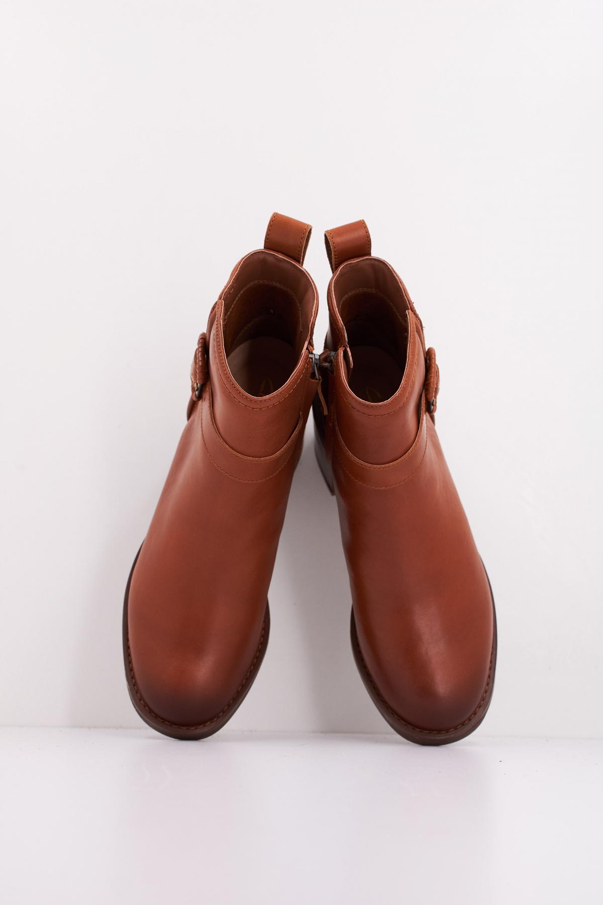 CLARKS CHAMBERLY TRIM en color MARRON (3)