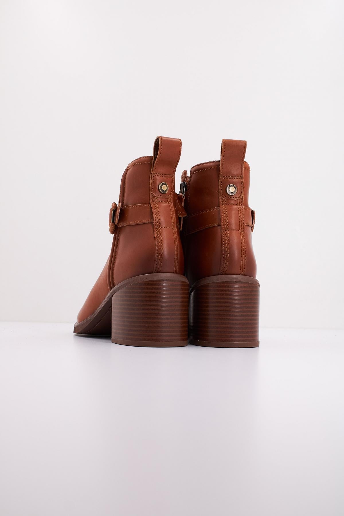 CLARKS CHAMBERLY TRIM en color MARRON (4)