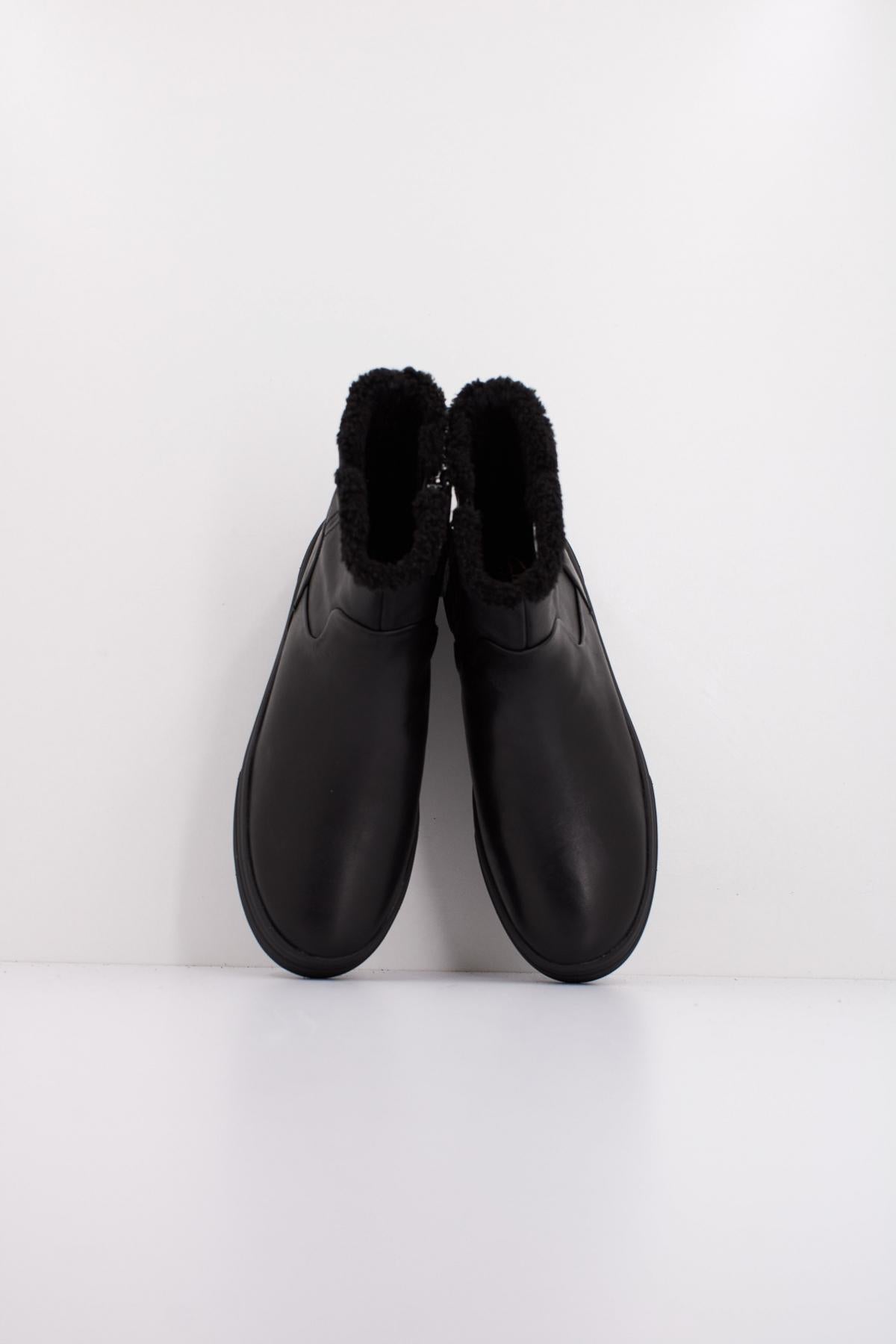 CLARKS HOLLYHOCK LANE en color NEGRO (3)