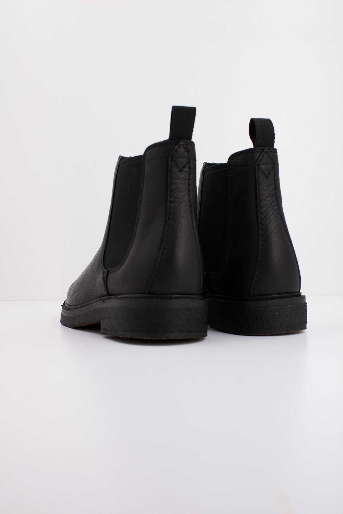 CLARKS CLARKDALE EASY en color NEGRO (4)