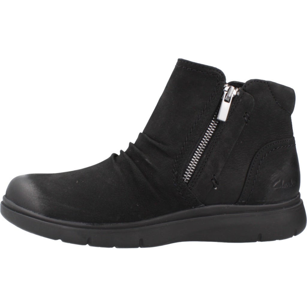 CLARKS CERTINA RUBY en color NEGRO (2)