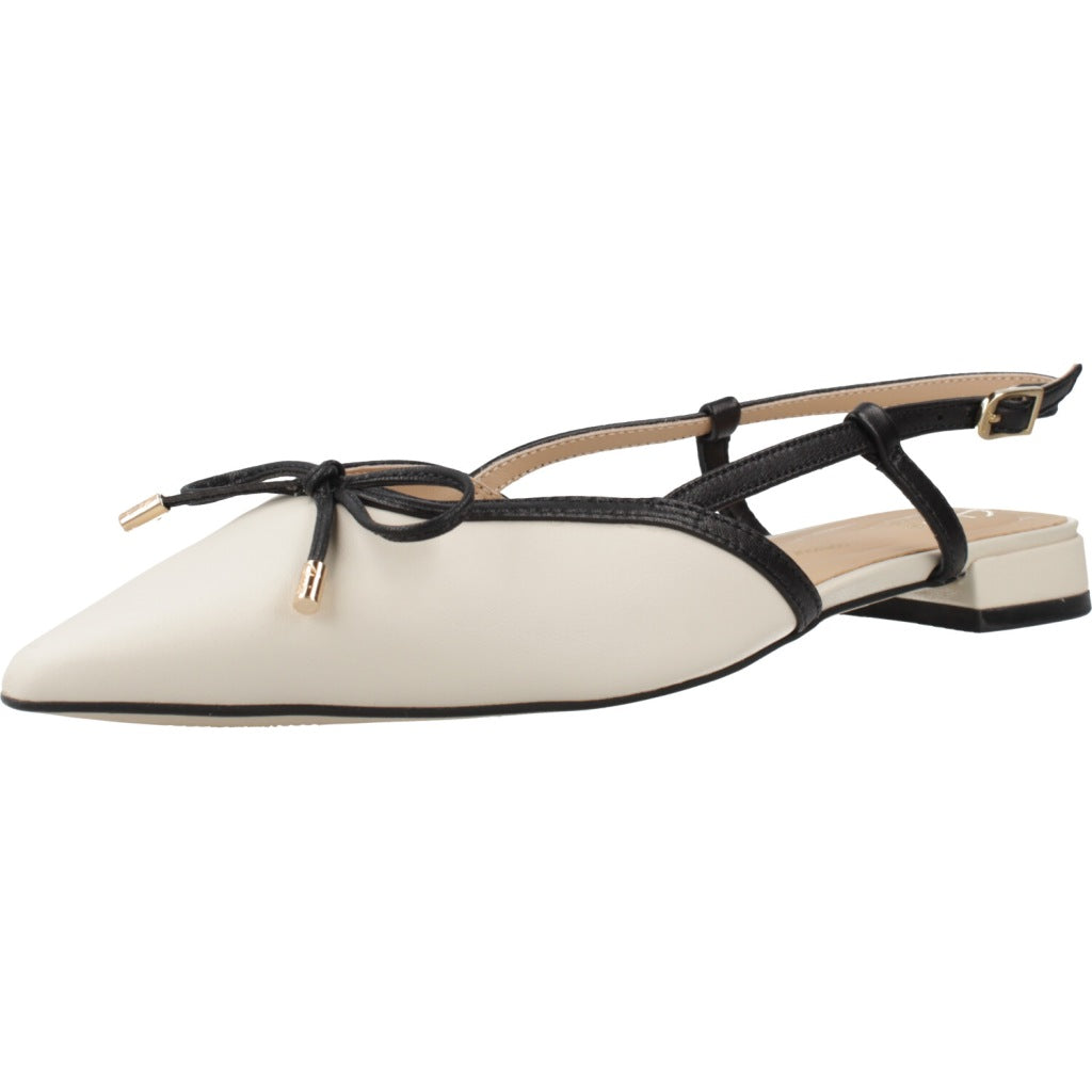 CLARKS C en color BEIS (1)