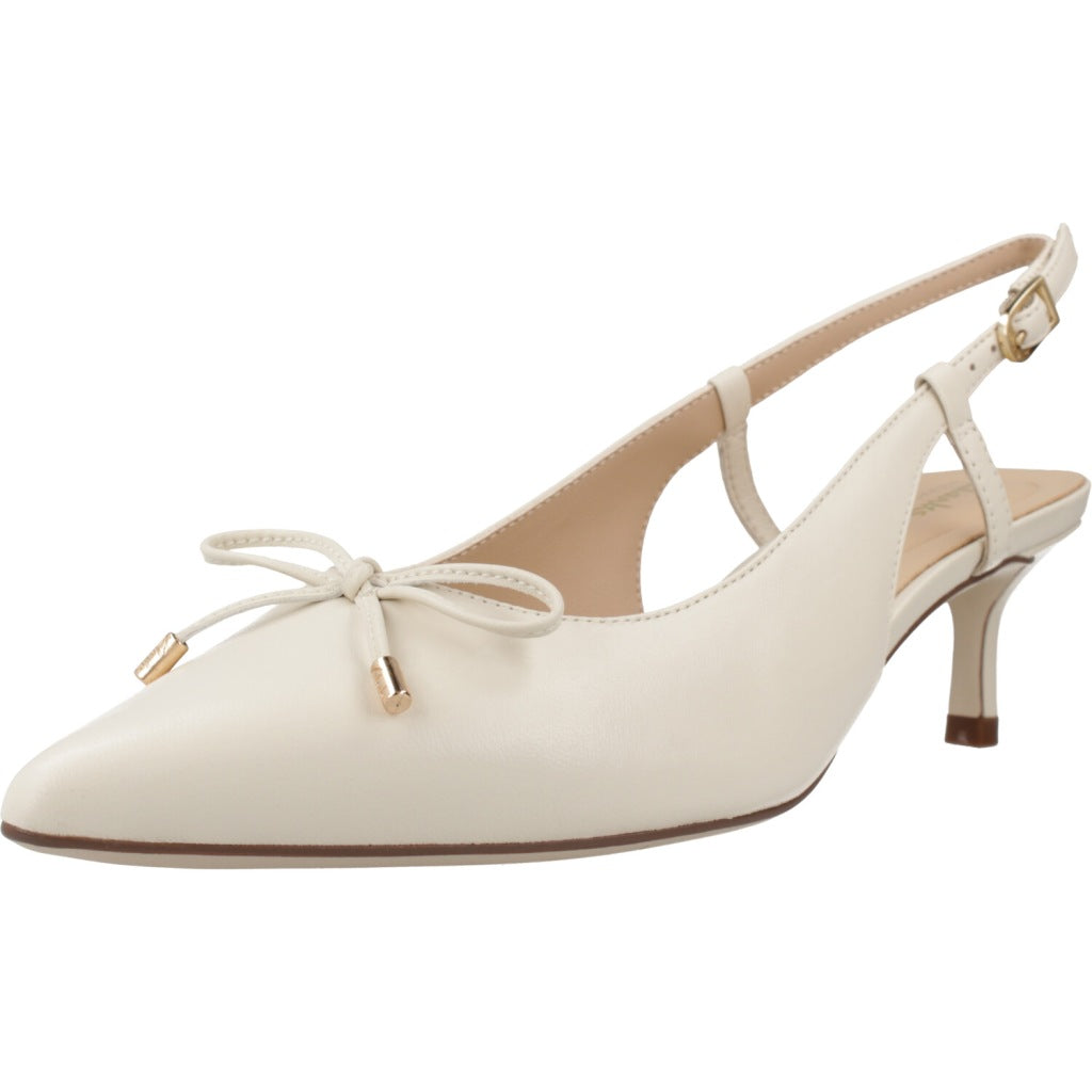 CLARKS C en color BEIS (1)