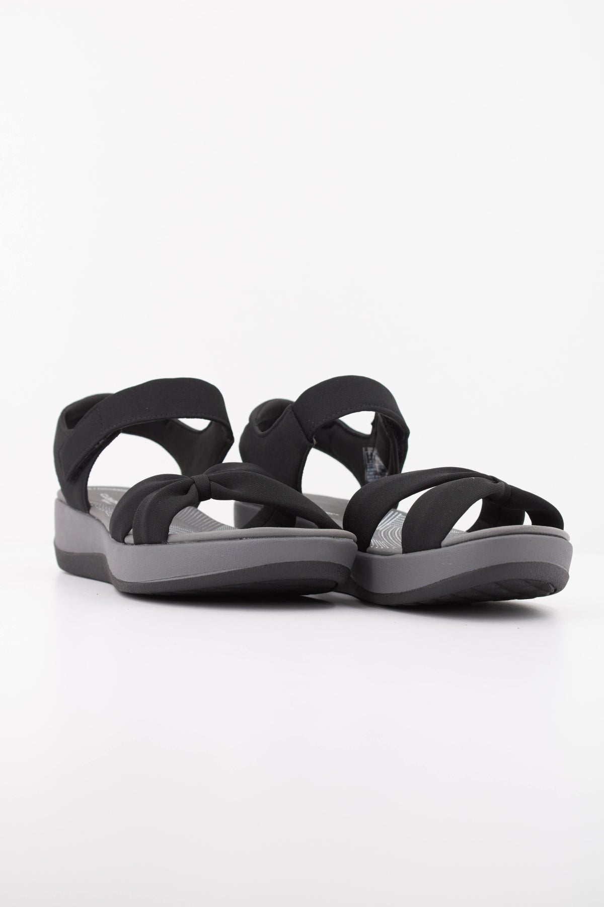 CLARKS ARLA SHORE en color NEGRO (2)