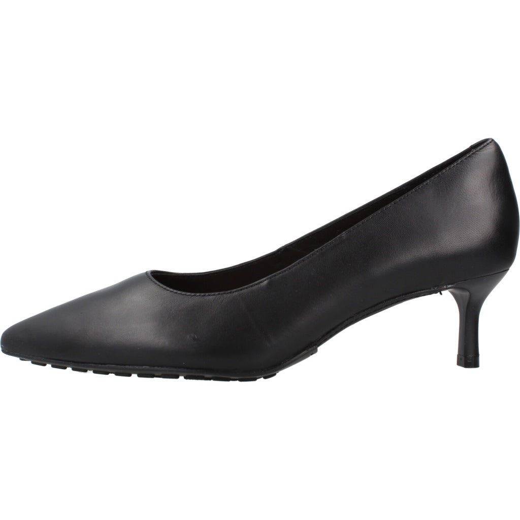 CLARKS ADELA COURT en color NEGRO (2)