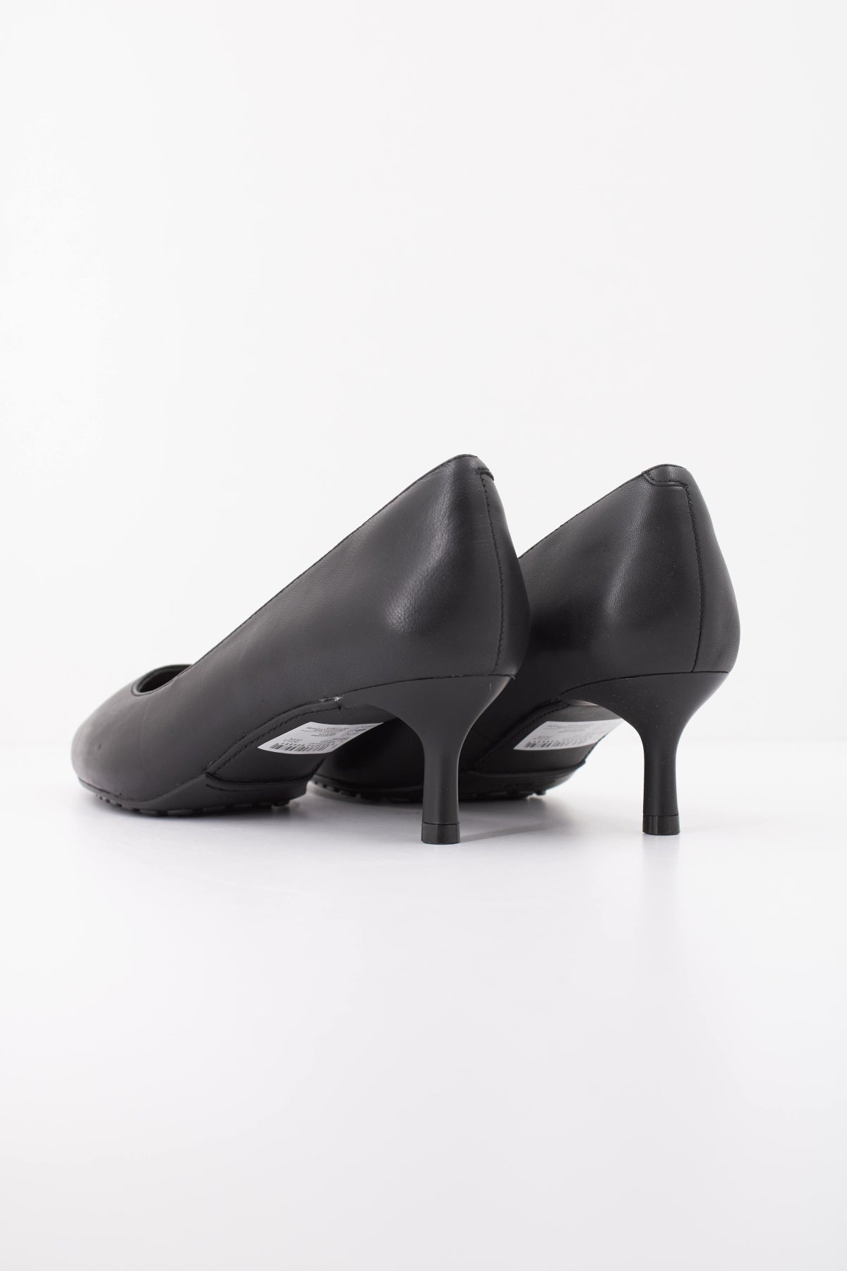 CLARKS ADELA COURT en color NEGRO (4)