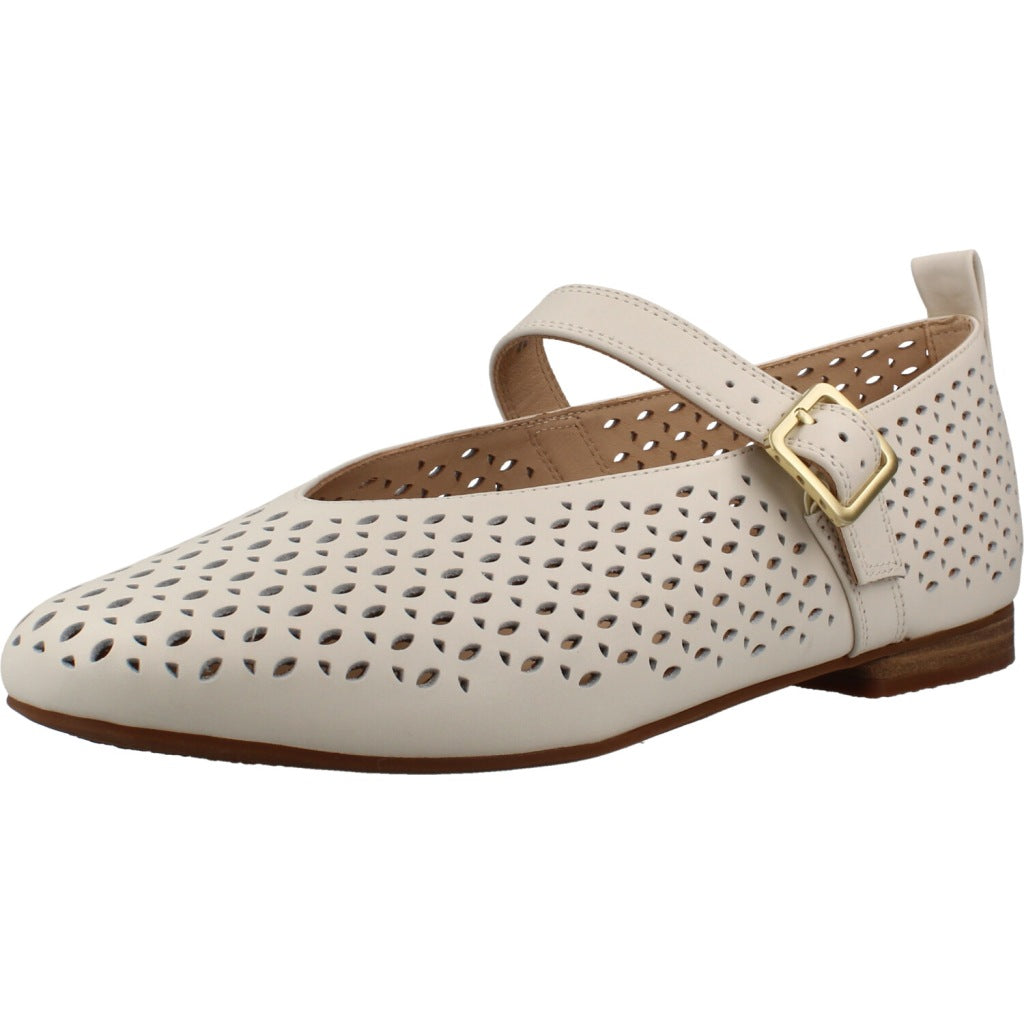 CLARKS FAWNA JANE en color BLANCO (1)