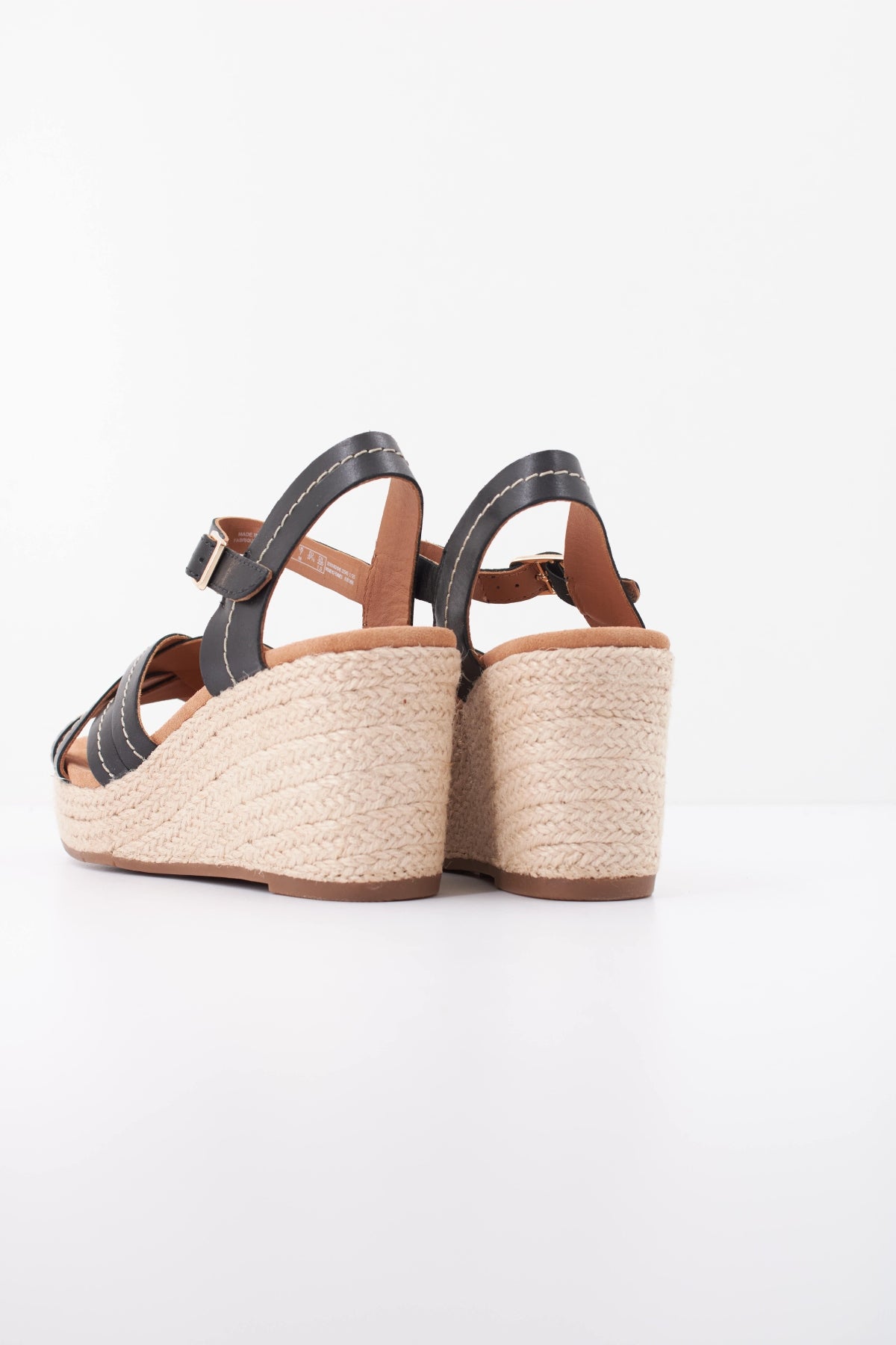 CLARKS SABINA STRAP en color NEGRO (4)