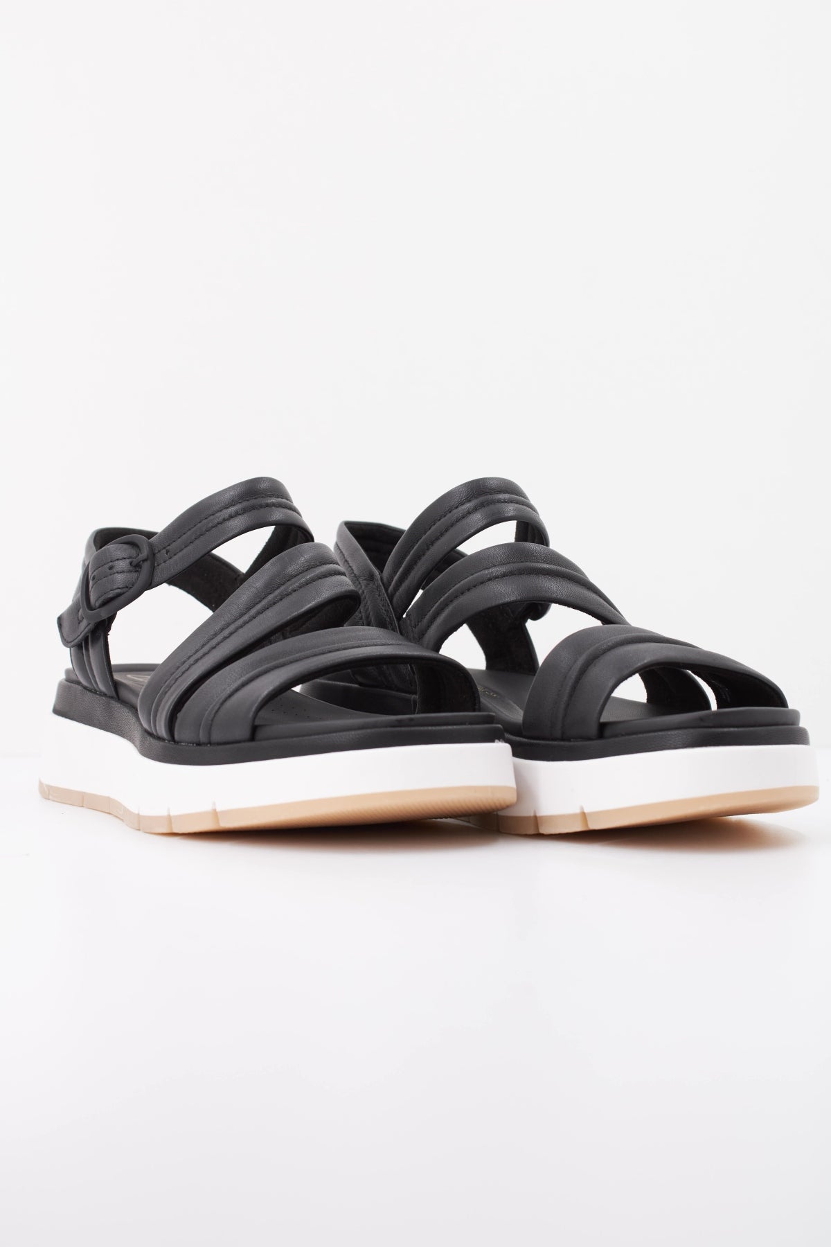 CLARKS TUSCAN STRAP en color NEGRO (7)