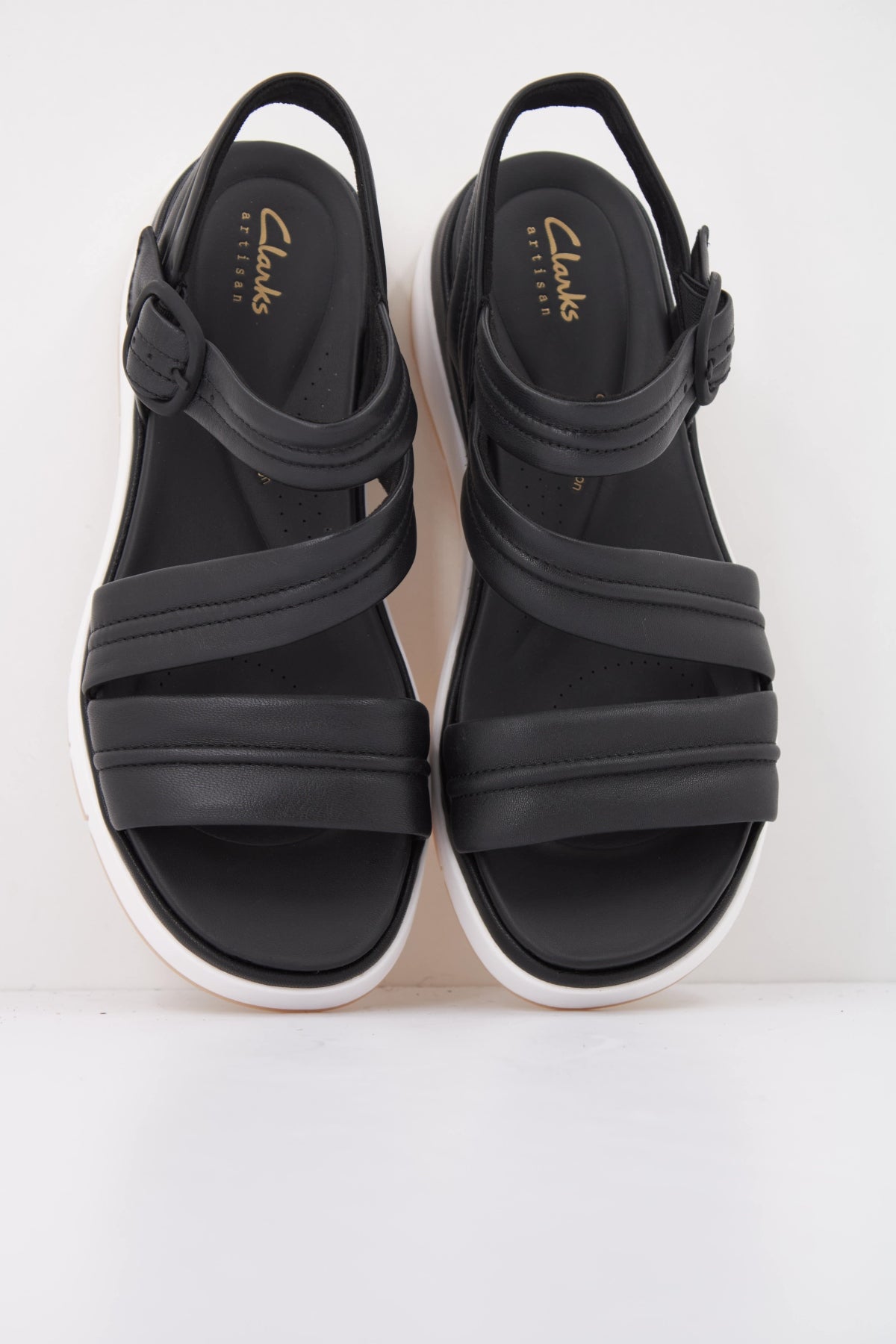 CLARKS TUSCAN STRAP en color NEGRO (8)