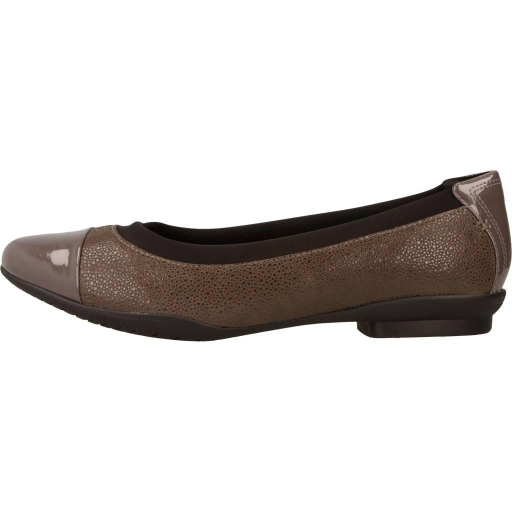 CLARKS NEENAH GARDEN DARK en color GRIS (2)