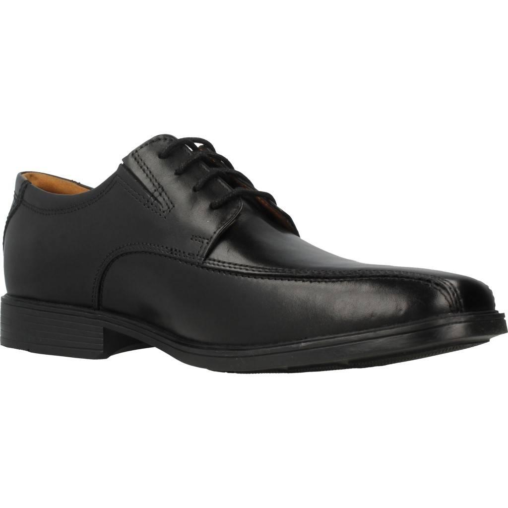 CLARKS TILDEN WALK en color NEGRO (5)