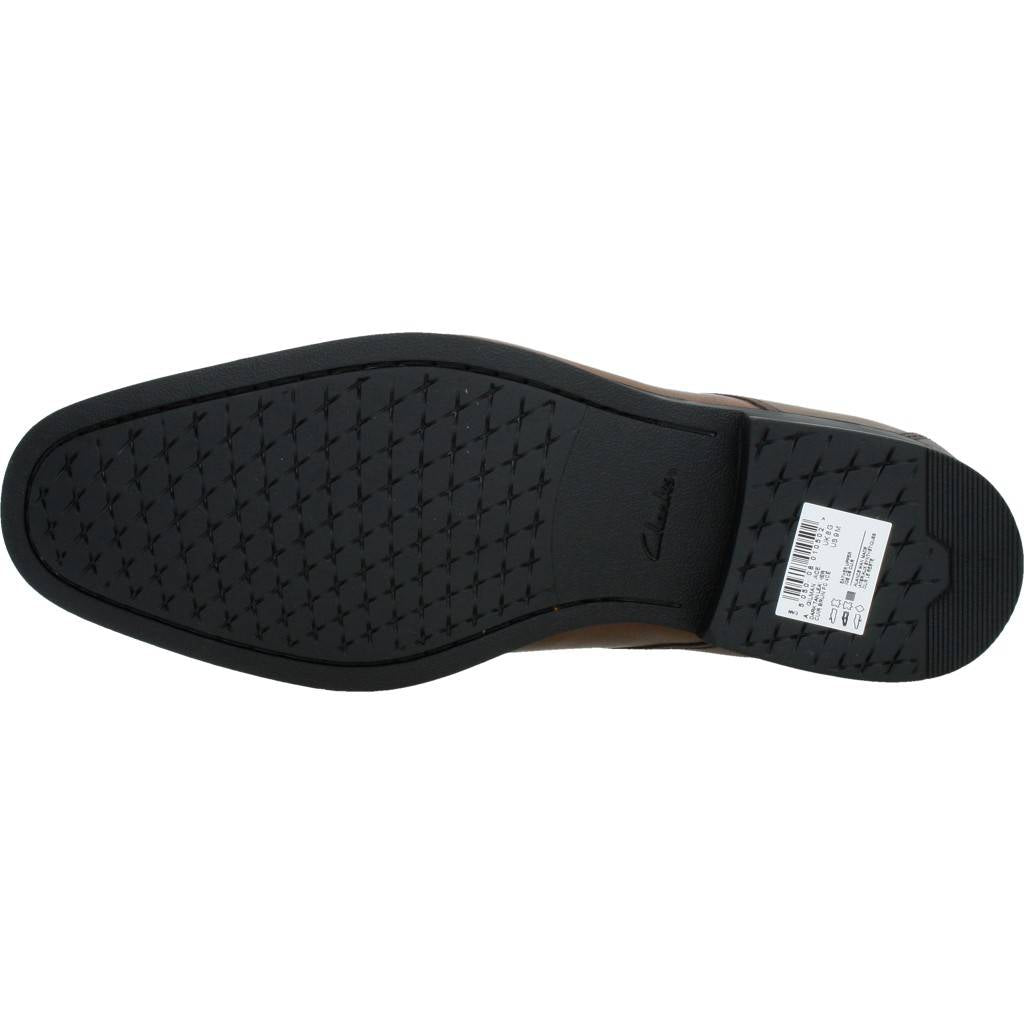 CLARKS GILMAN LACE en color MARRON (7)