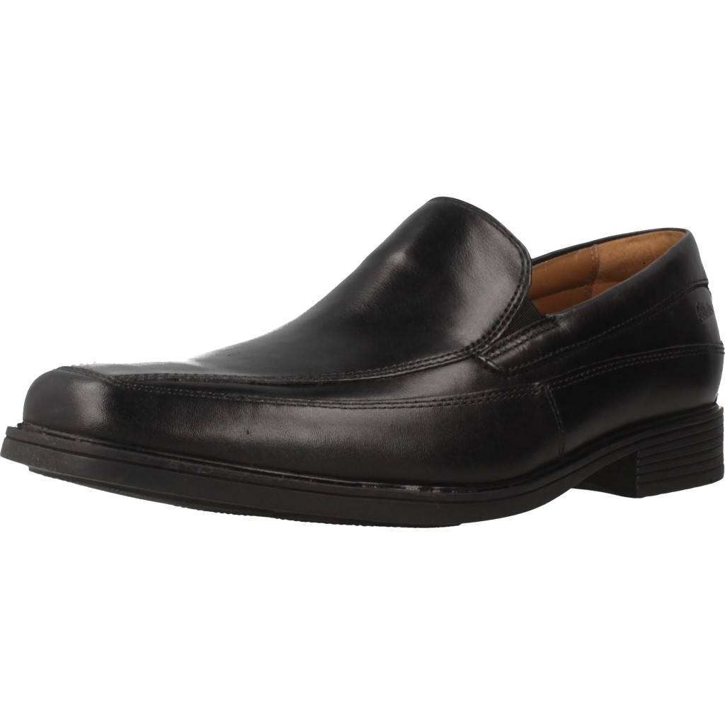 CLARKS TILDEN FREE en color NEGRO (1)
