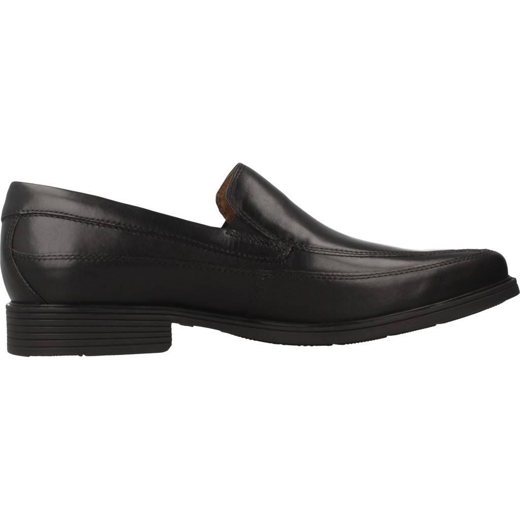 CLARKS TILDEN FREE en color NEGRO (4)