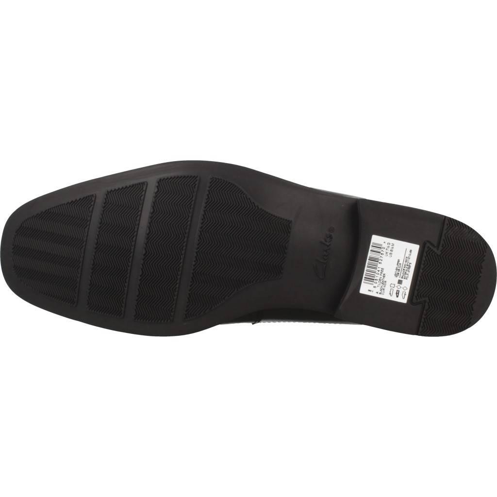 CLARKS TILDEN FREE en color NEGRO (7)