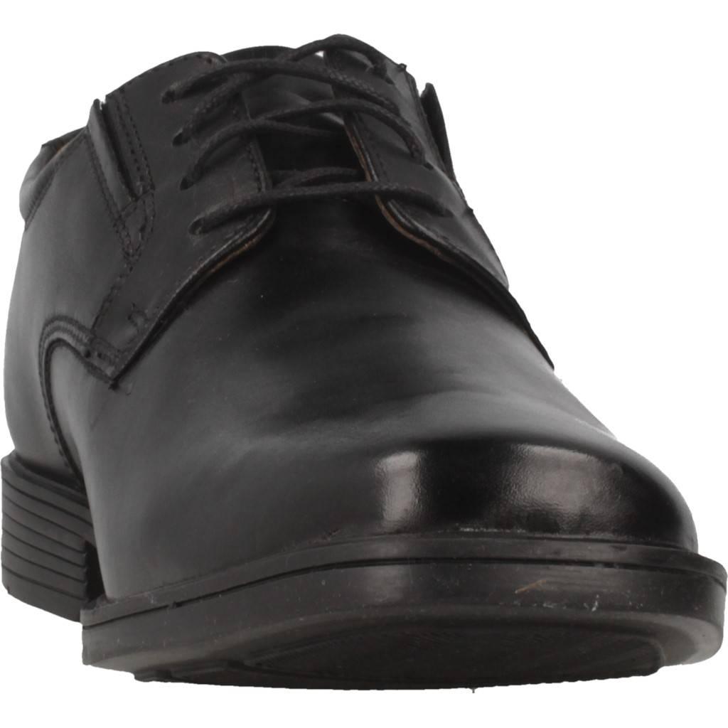 CLARKS TILDEN PLAIN en color NEGRO (6)