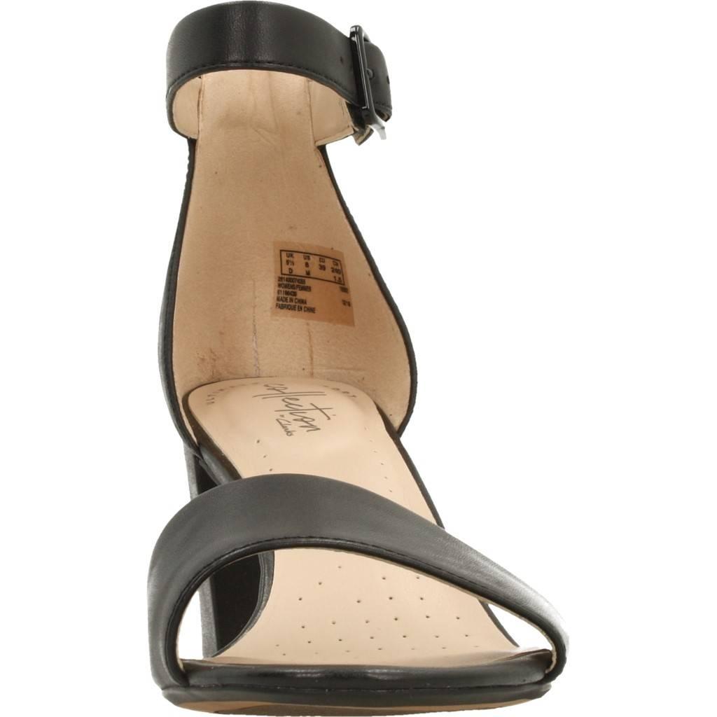 CLARKS en color NEGRO (6)