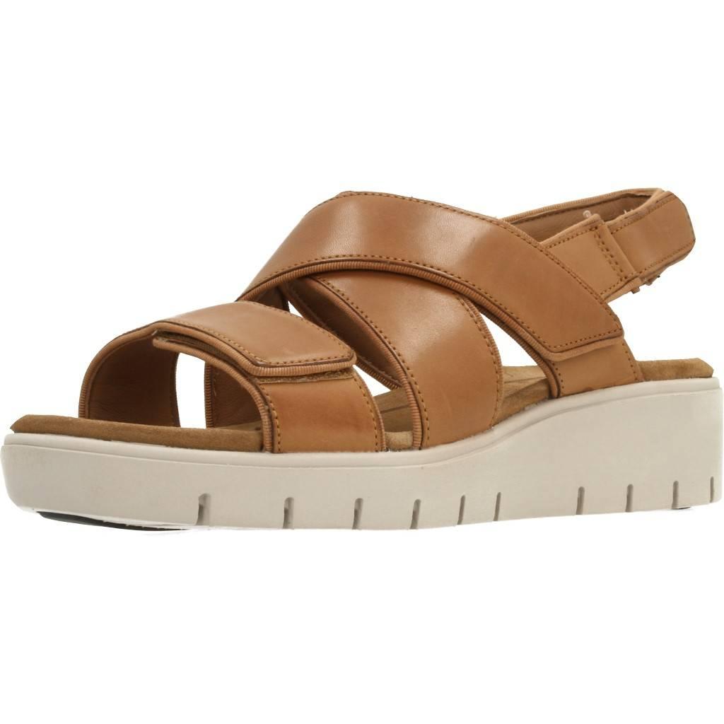 CLARKS UN KARELY DEW LIGHT TAN LE en color MARRON (1)