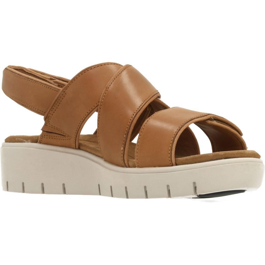 CLARKS UN KARELY DEW LIGHT TAN LE en color MARRON (5)