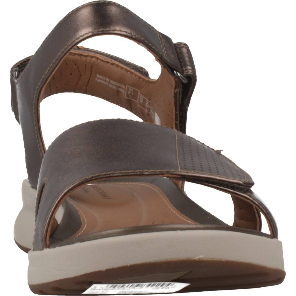 CLARKS en color MARRON (6)