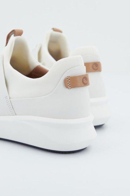 CLARKS UN RIO LACE WHITE LEATHER en color BLANCO (3)
