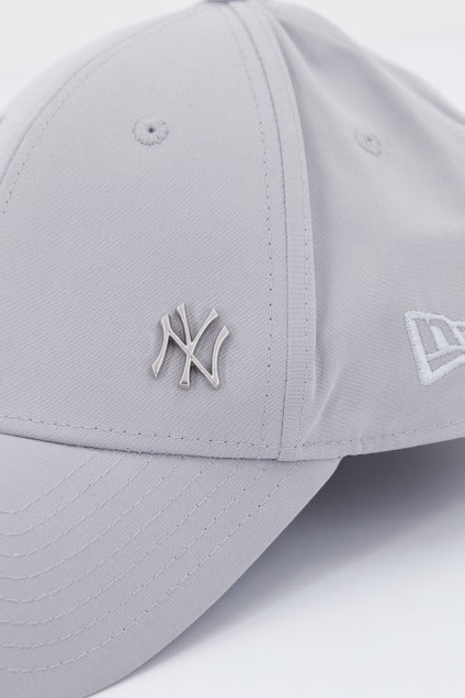 NEW ERA MLB FLAWLESS LOGO BASIC en color GRIS (4)