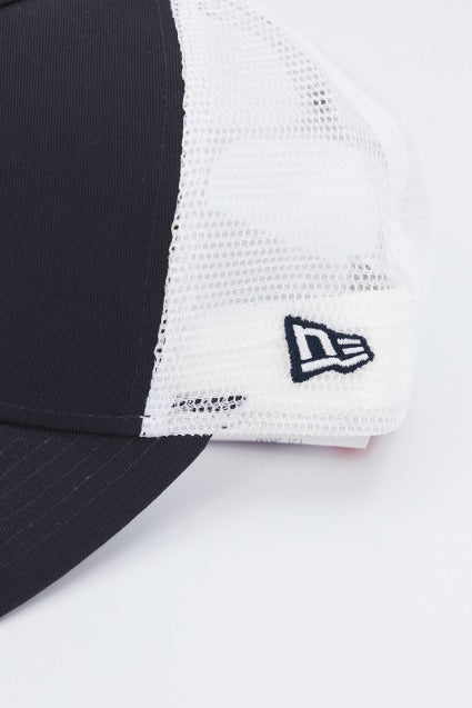 NEW ERA CLEAN TRUCKER NEYYAN en color AZUL (4)