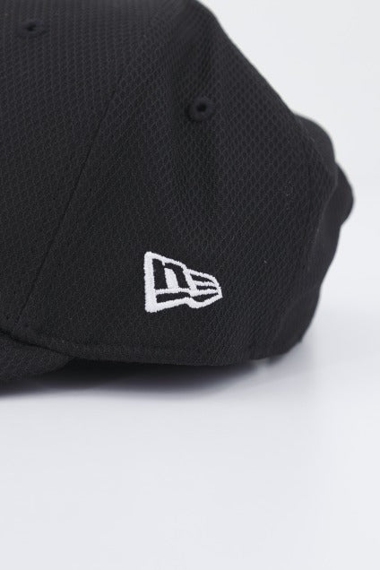 NEW ERA DIAMOND ERA FORTY NEYYAN en color NEGRO (4)