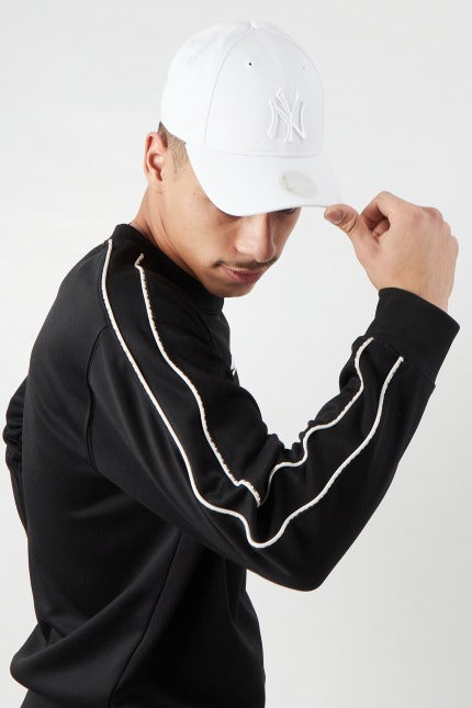 NEW ERA ESSENTIAL NEYYAN en color BLANCO (5)