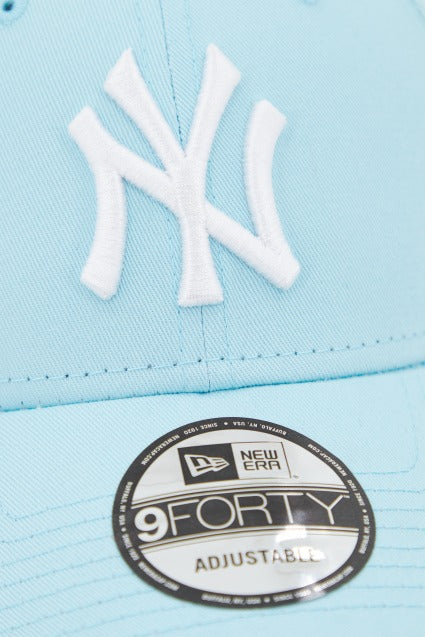 NEW ERA LEAGUE ESSENTIAL FORTY NE en color AZUL (4)