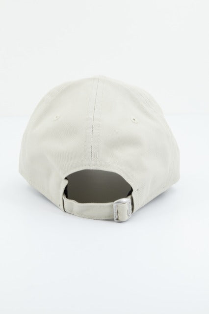 NEW ERA LEAGUE ESSENTIAL FORTY en color BEIS (3)