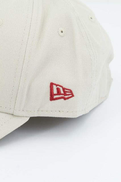 NEW ERA LEAGUE ESSENTIAL FORTY en color BEIS (4)