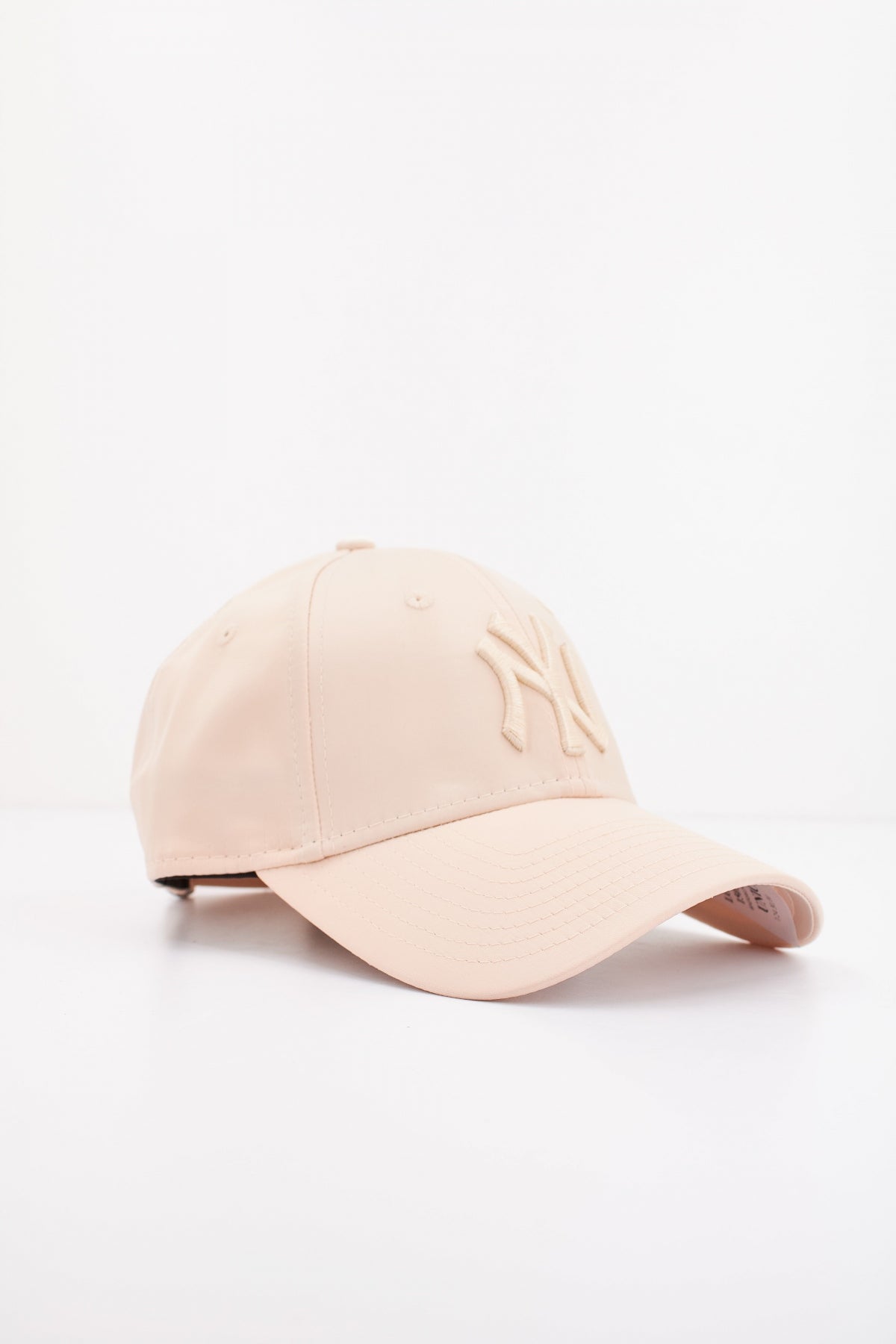 NEW ERA FEMALE SATIN FORTY en color BEIS (2)