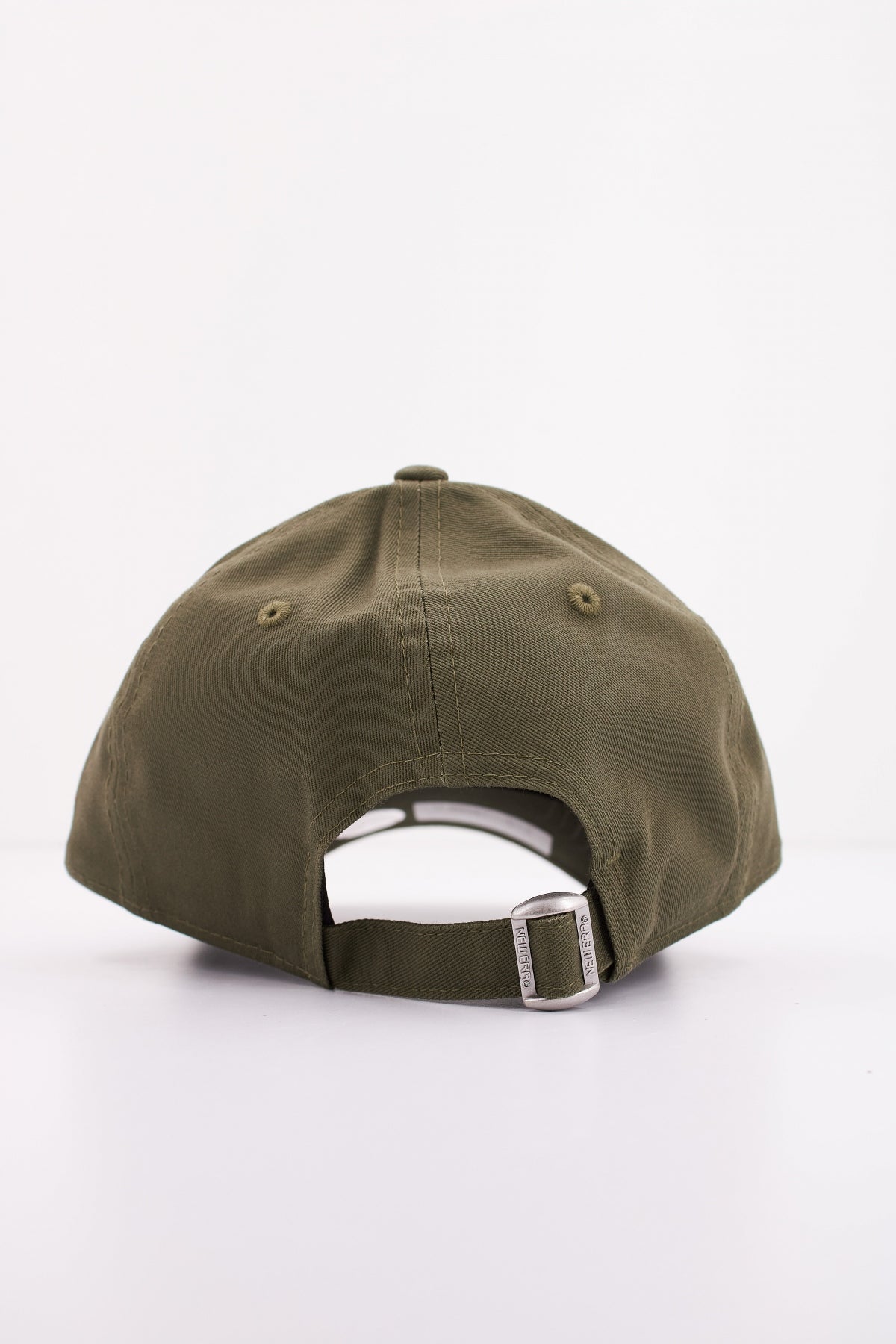 NEW ERA METALLIC OUTLINE FORTY en color VERDE (3)
