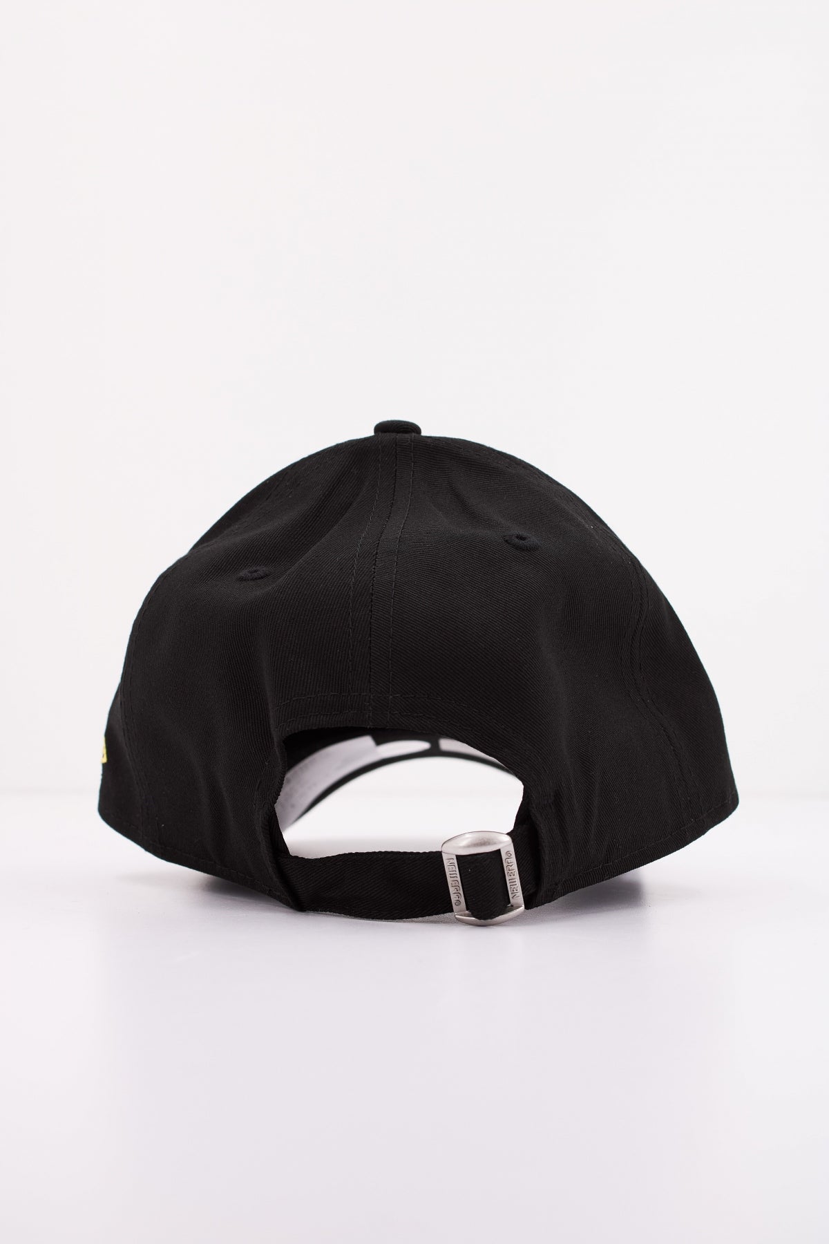 NEW ERA TEAM OUTLINE FORTY en color NEGRO (3)