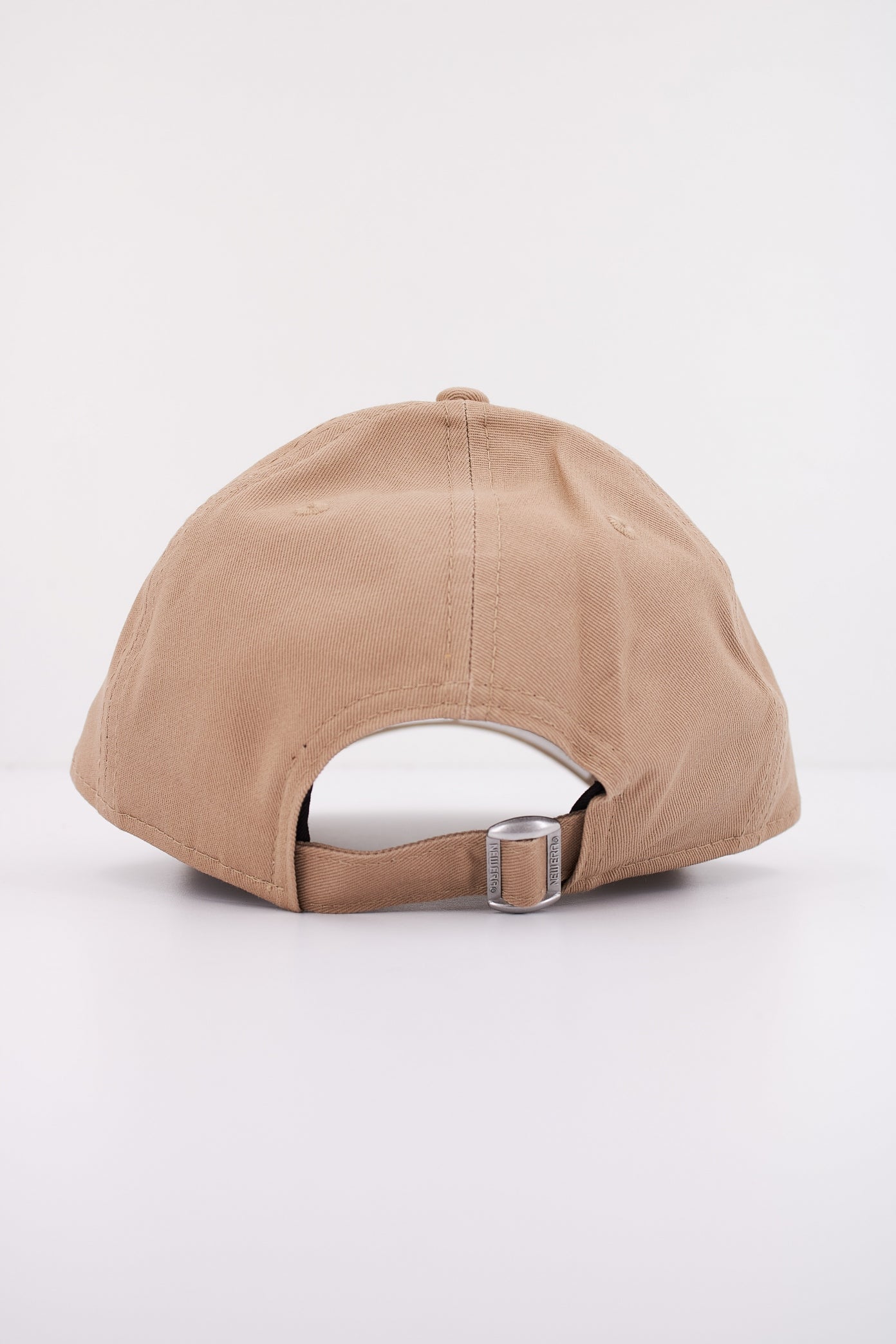NEW ERA LEAGUE ESSENTIAL F OSFM en color BEIS (3)