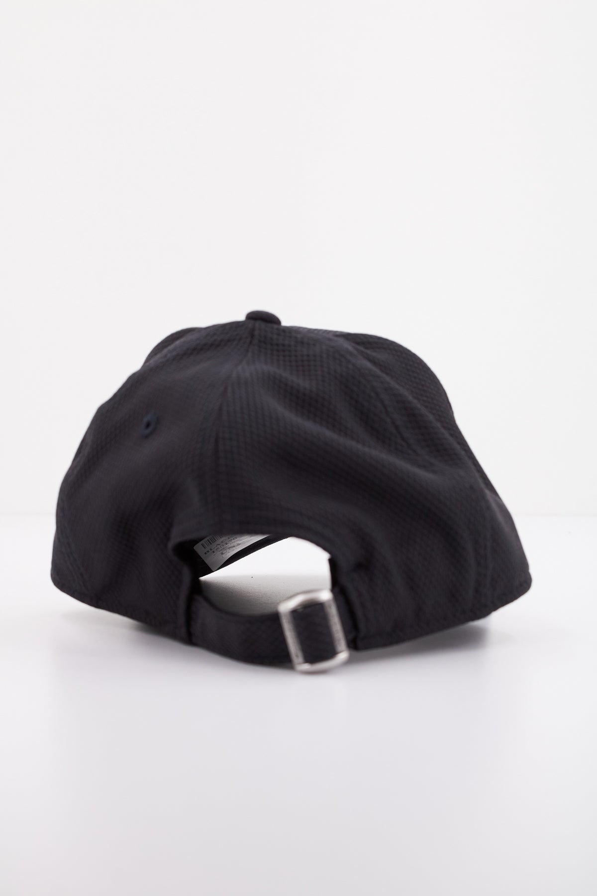 NEW ERA DIAMND ERA ESS en color NEGRO (3)