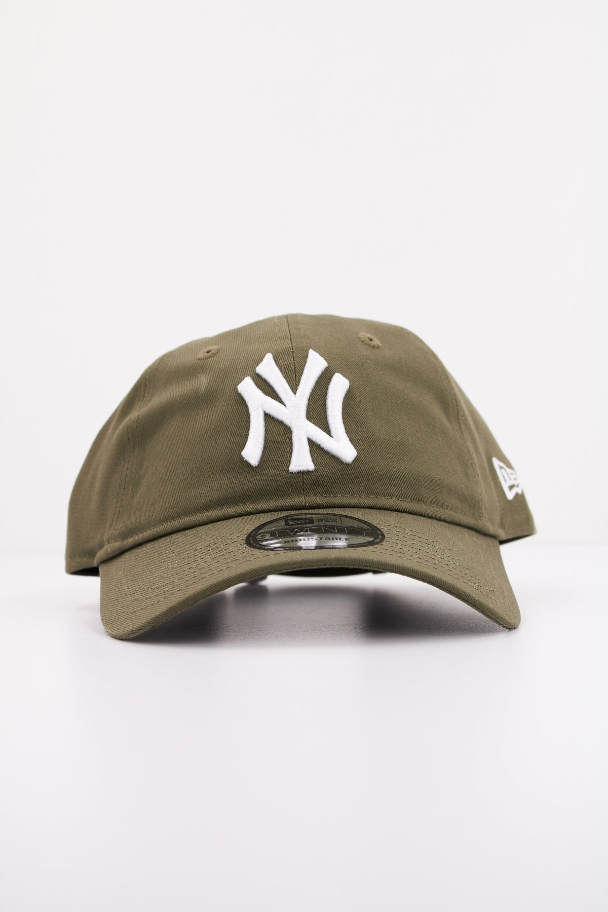 NEW ERA LEAGUE ESS TWENTY en color VERDE (1)