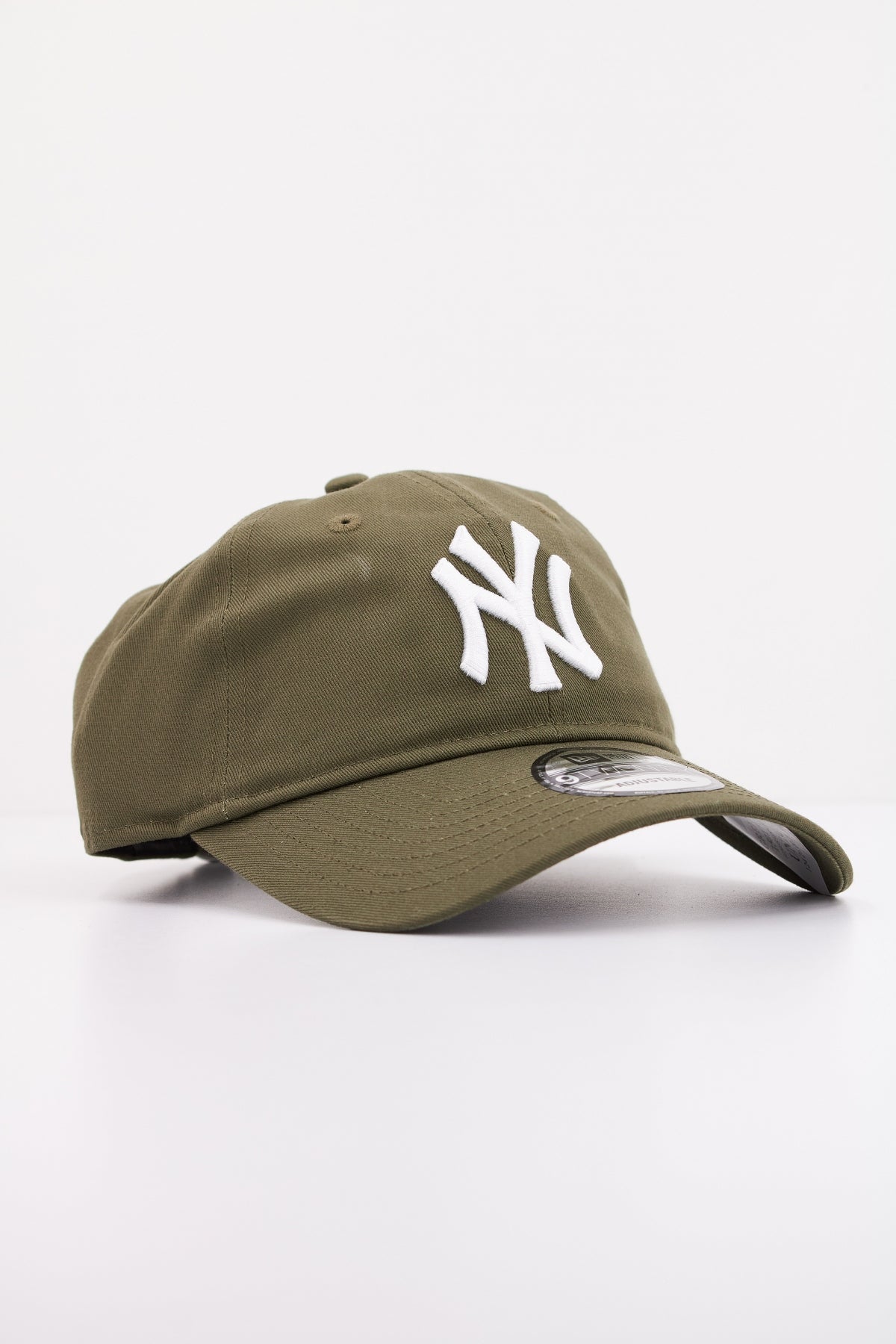 NEW ERA LEAGUE ESS TWENTY en color VERDE (2)