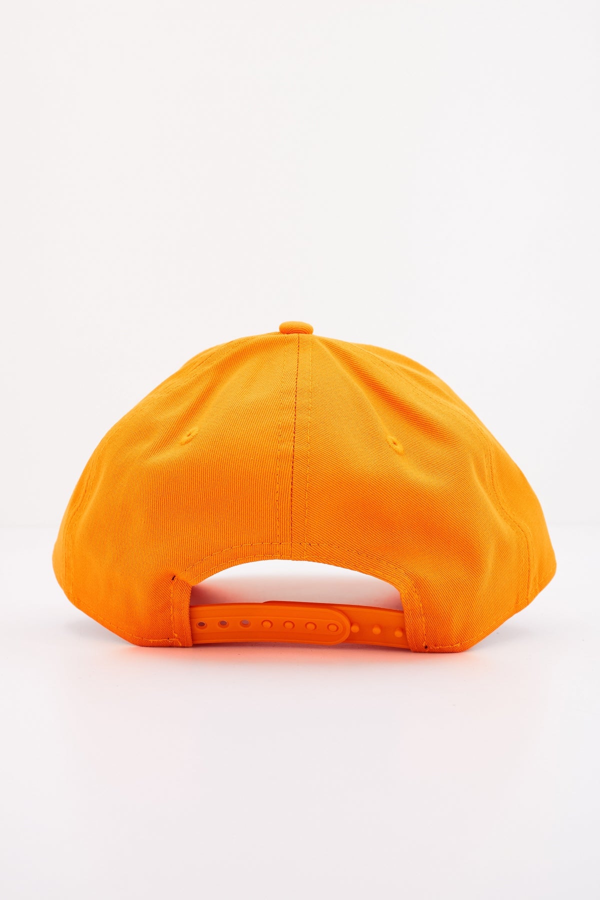 NEW ERA MCLAREN FLAWLESS FORTY en color NARANJA (3)