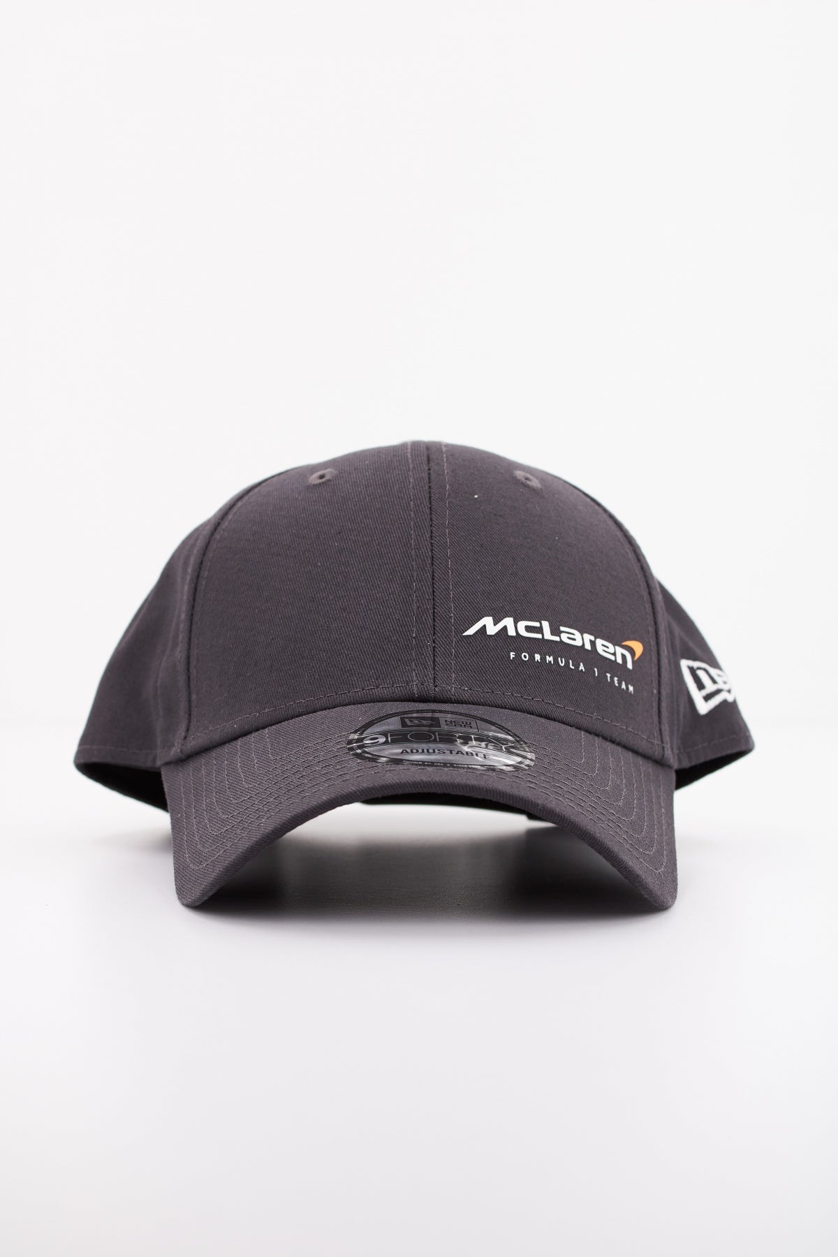 NEW ERA MCLAREN FLAWLESS FORTY en color GRIS (1)